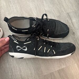 Cheer Shoes 
Women's Black Athletic Shoes